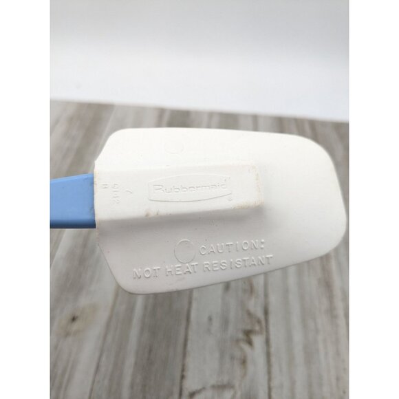 Rubbermaid 0142 Scoop Scraper #2 White Spatula Blue Handle 9 3/4" - Picture 7 of 8